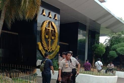 Kejaksaan Buat Iklan Panggilan ke 3 Saksi Korupsi BRI