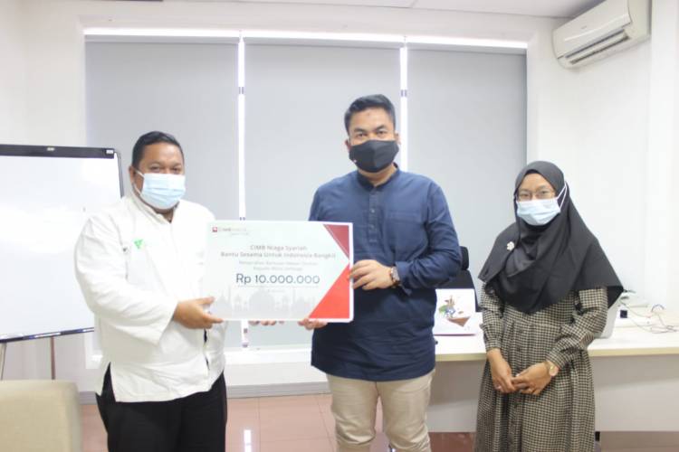 CIMB Niaga Syariah dan DDW Serah Terima Hewan Kurban Untuk Daerah Marginal