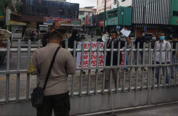 Demo Kantor PDAM Tirtanadi, KM3 Sumut Desak Polisi Lanjutkan Penyelidikan Dugaan Korupsi BOT