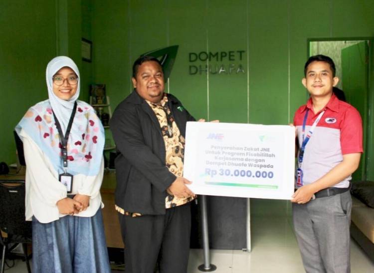 DDW Terima Zakat Rp 30 Juta dari JNE