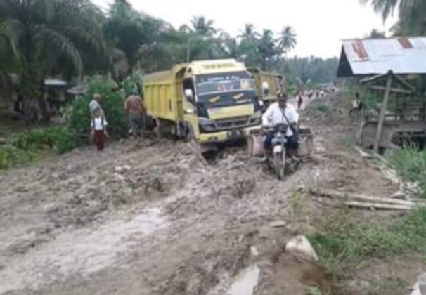 Infrastruktur Jalan di Sumut Rusak Disebabkan Pengusaha Kebun Sawit dan Galian C