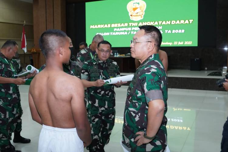 Dudung Pimpin Sidang Pantukhir Calon Akmil AD