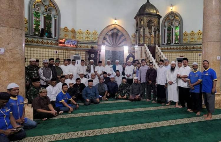 Mayjen TNI Achmad Daniel Chardin Safari Subuh di Masjid Raya Medan