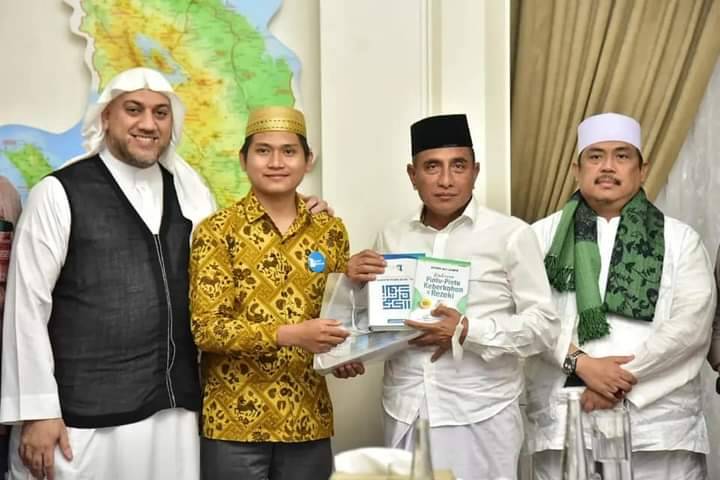 Gubsu Terima Mushaf Alquran Karya Syekh Ali Jabber, Dr. Ansari: Sebuah Keistimewaan dan Kemuliaan