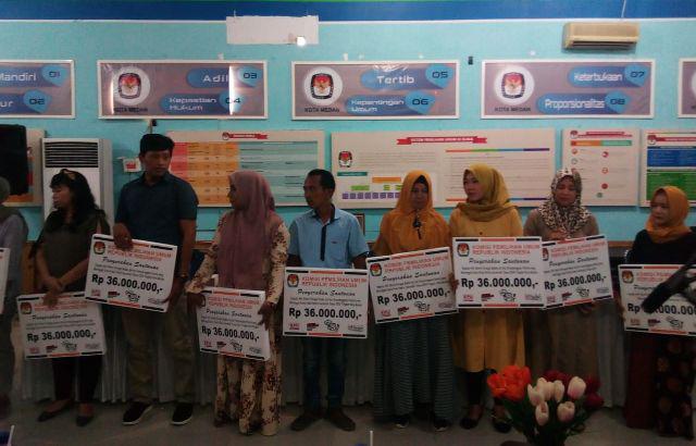 9 Ahli Waris Penyelenggara Pemilu yang Tewas Terima Santunan Rp 36 Juta