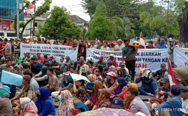 Kantor Gubsu "Diserbu" Purnawirawan TNI AD & Masyarakat Tuntut Putusan MA