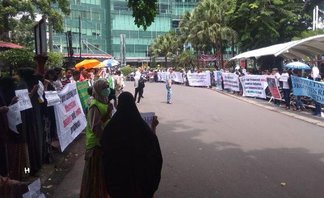 Akan Berlanjut, Warga Negara Pengungsi Unjuk Rasa Depan Kantor UNHCR di Medan