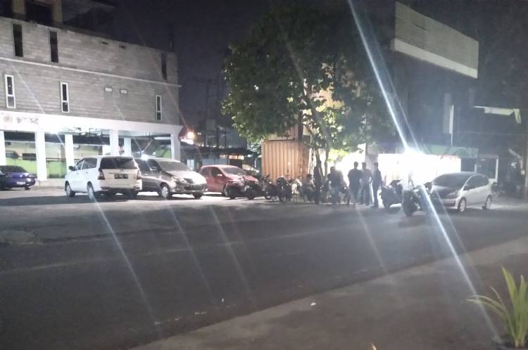 Kolonel Ok Rifky dan Istri Dirampok Depan Amaliun Foodcourt