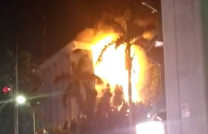 Kantor Kejaksaan Agung RI Terbakar