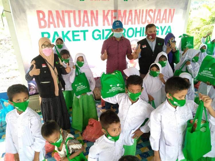 DD Waspada Bantu Paket Gizi ke Pengungsi Rohingya di Aceh