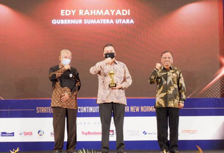 Bank Sumut Kembali Raih Top BUMD Awards 2020