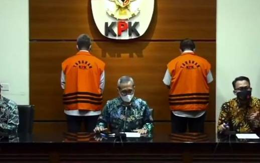 Korupsi Cukai Rokok, KPK Tahan Bupati Bintan dan Plt. Kepala Badan KPBPB