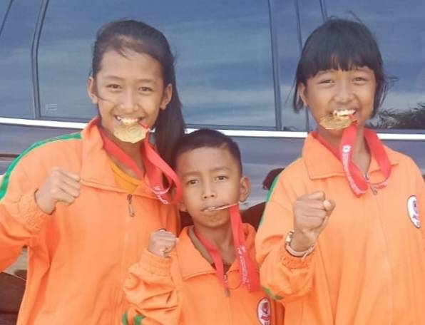 3 Bersaudara Raih Medali Emas dan Perunggu Karate Adhyaksa Cup KKI 2022