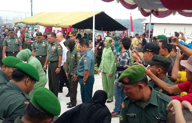 Masyarakat Belawan Dapat MCK dan Sumur Bor dari Persit KCK PD I Bukit Barisan