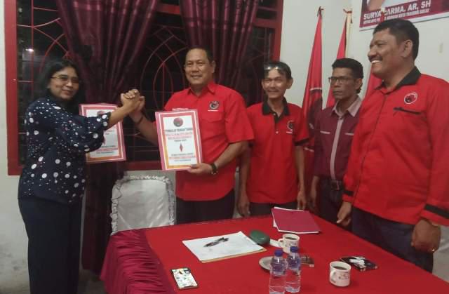 Cucu Walikota Tanjungbalai ke 7 Kembalikan Berkas Pendaftaran ke PDI Perjuangan