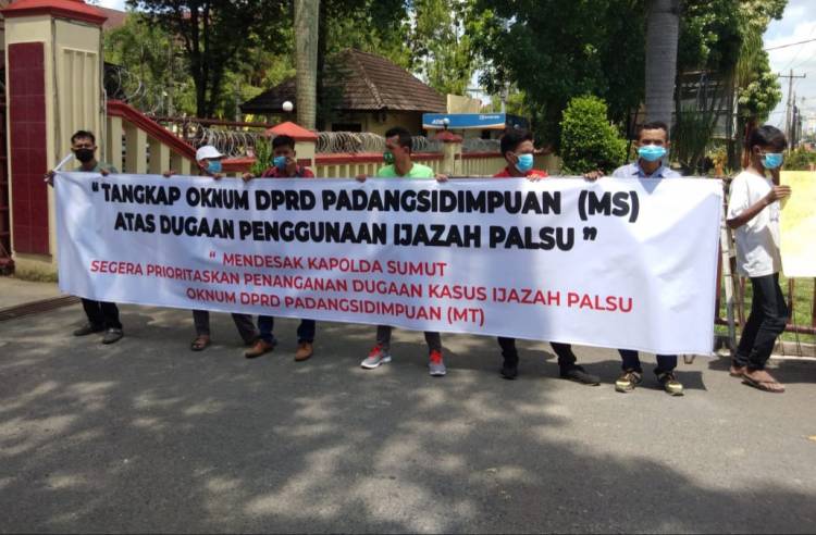 GMPK Ributi Ijazah Anggota DPRD Padangsidimpuan ke Polda Sumut