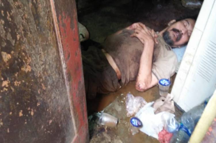 Sekarat Ditinggal Keluarga, Yan Apul Purba Terbaring Bergelimang Kotoran