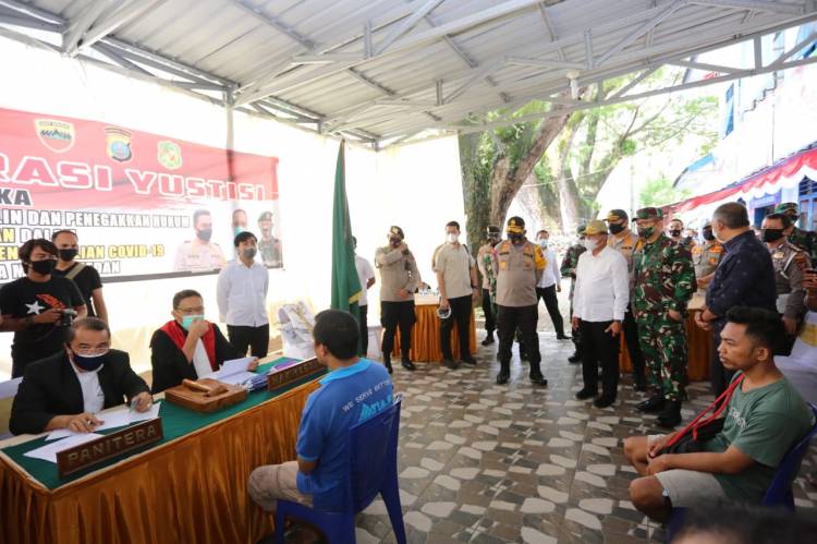 Martuani, Edy dan Irwansyah Tinjau Operasi Yustisi di Lapangan Merdeka Medan