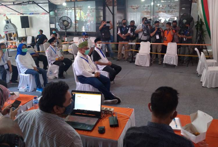 Diusung Demokrat-PKS, Akhyar-Salman Daftar ke KPU Medan