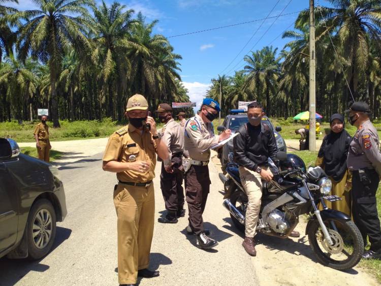 Awas! Ada Razia Masker di Jalan Lintas Wisata Air Terjun Sigura-gura