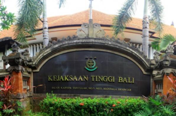 Mantan Kepala BPN Bunuh Diri Pakai Pistol di Toilet Kejati