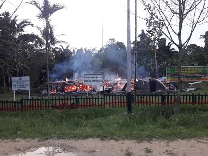 Koramil Tor Atas Terbakar, 3 Anggota TNI Terluka