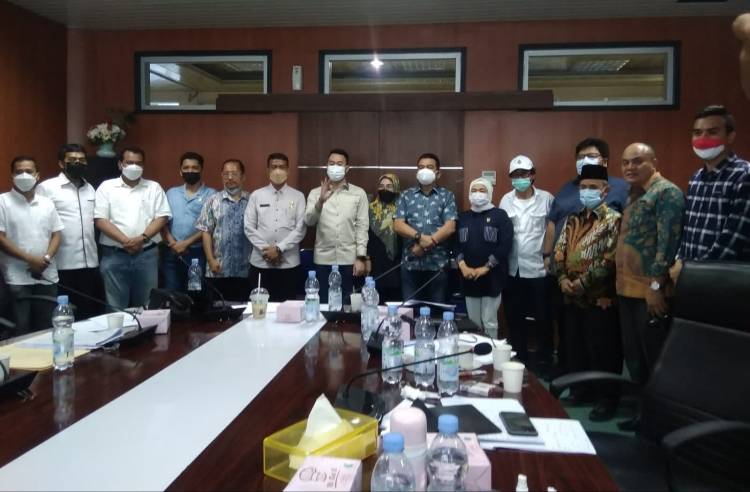 Komisi 3 DPRD Medan dan PD Pasar RDP Hari Minggu, Ada Apa?