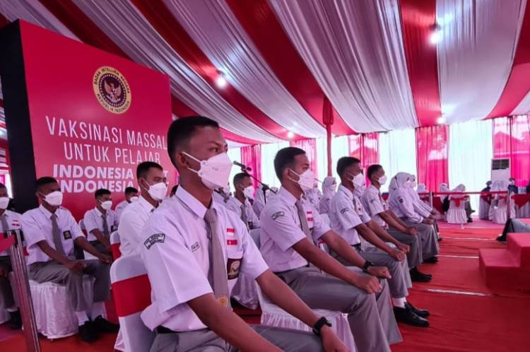 Dukung PTM: BIN Vaksin 4.000 Pelajar SMA di Deliserdang
