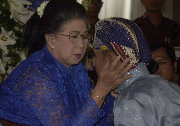 Bu Ageng, Eyang Ketum Demokrat Meninggal Dunia di Makamkan di Jawa Tengah