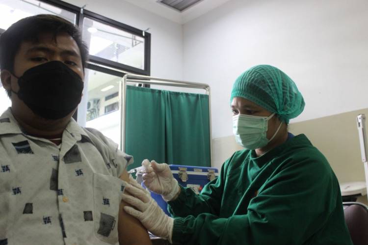 1.000 Mahasiswa USU Dapat Vaksin dari Polri