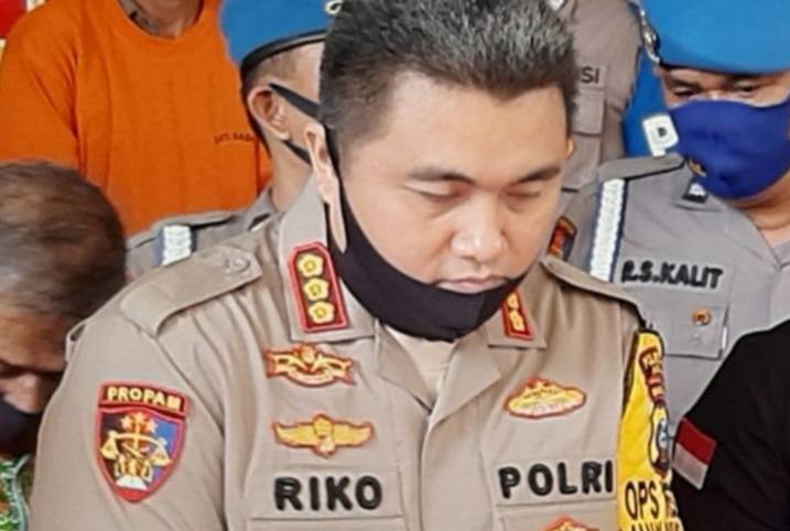 Komisi Informasi Minta Kombes Riko Buka Perkara 4 Mobil Mewah Konsul Rusia