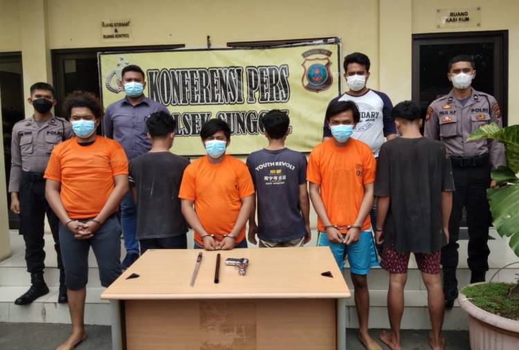 Polisi Tangkap 6 Anggota Geng Motor Perusak Kafe Brader