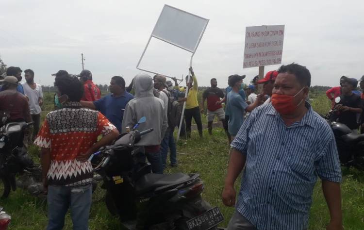 Anggota DPRD Sumut Pulang, Desa Naga Kisar Mendadak Panas