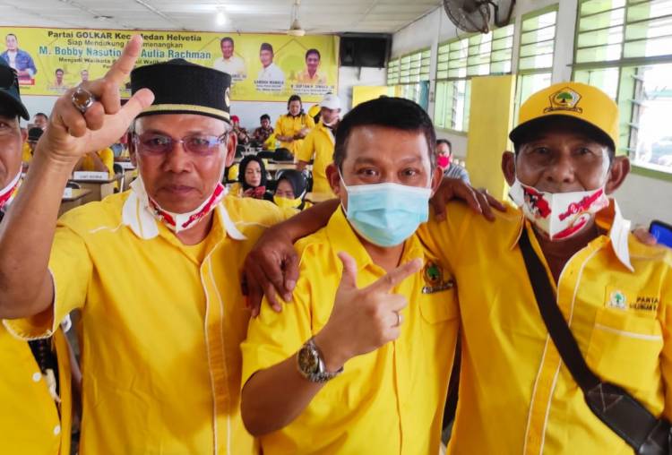 IPK Helvetia Barat Bagikan Ratusan Masker ke Masyarakat