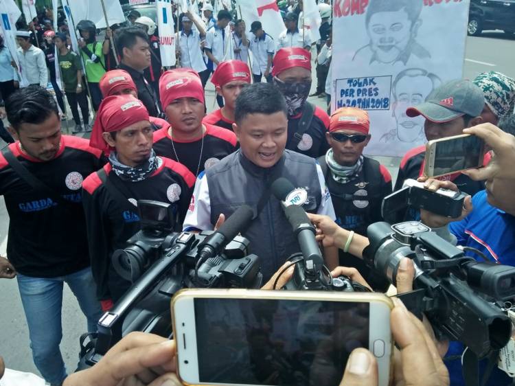 Jokowi Jilid II: Presiden Belum Peduli Terhadap Buruh