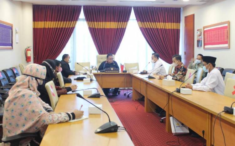 Terima Audiensi FOZ, Ketua DPRD Sumut Ingin Buat Perda Zakat