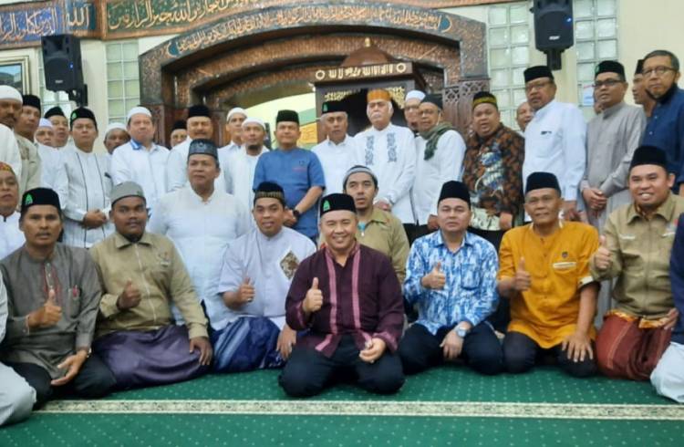Safari Subuh di Masjid Raya Aceh Sepakat, Pangdam Ajak Masyarakat Mengamalkan Ajaran Islam