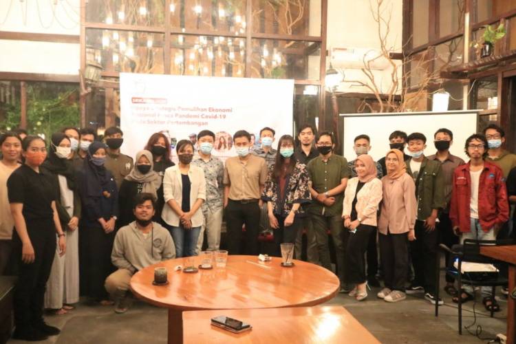 Srikandi UGM Gelar Diskusi Pemulihan Ekonomi Pascapandemi