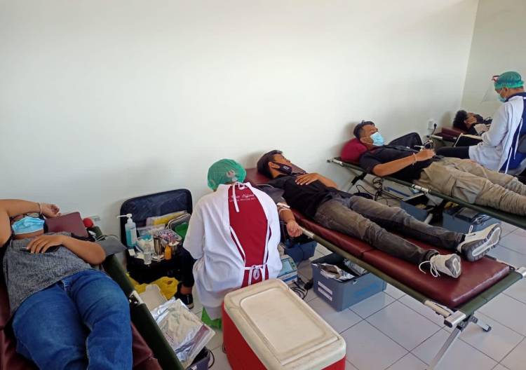 Jadi "Pahlawan" Dengan Aksi Donor Darah, Millenial Bali Jawab Kontribusi Bagi NKRI