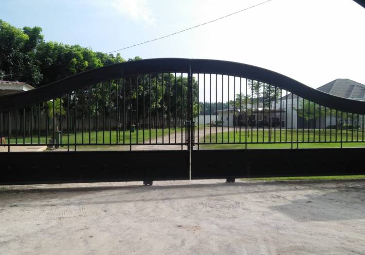 Haji Buyung Ditahan KPK, Kantor Bupati Labura Lengang