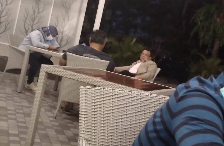 Sebelum Ditahan, Bupati Labura Terlihat di Hotel Santika Bersama Anggota DPR dan 2 Cewek