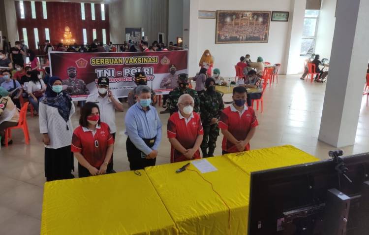 Polsek Medan Timur Gelar Serbuan Vaksinasi TNI-Polri