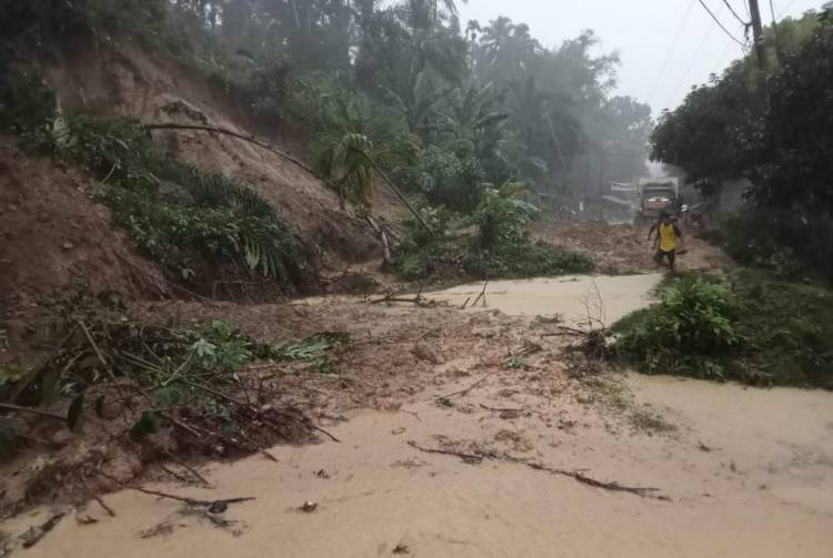 Banjir dan Longsor di Tapteng, 3 Orang Tewas