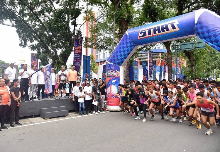 HUTPHORIA Bank Sumut Dimeriahkan Ribuan Peserta dan Pemberian Mobil Ambulance ke Pemprovsu