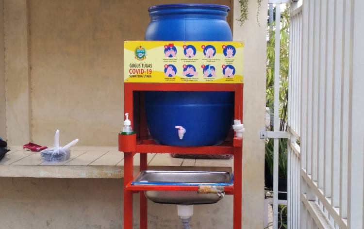 Bantuan Tempat Cuci Tangan dari GTPP Covid-19 Sumut Dikutip Rp 250 Ribu