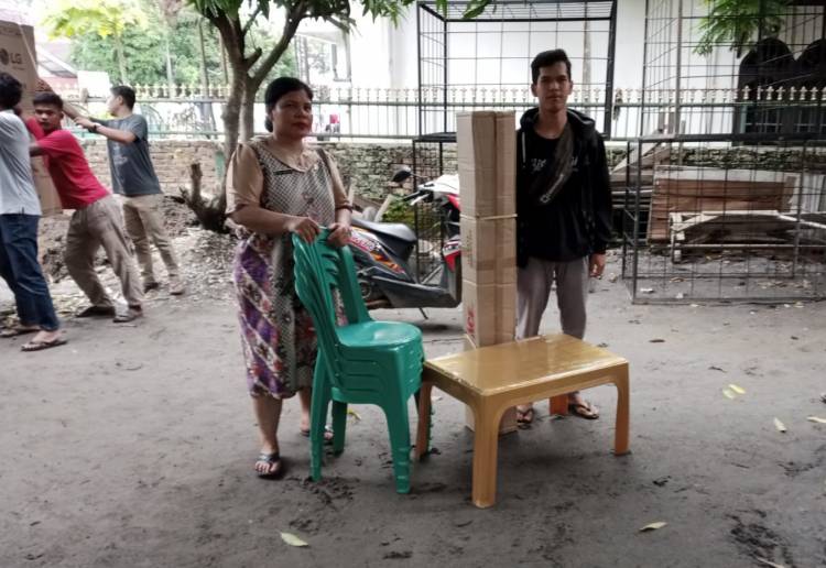 Pedagang Jus Dapat Bantuan dari Pemprovsu Berkat Bantuan Kader Demokrat