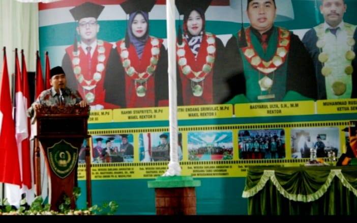 Tenaga Ahli Kemenag Hadiri Wisuda Univa Labuhanbatu