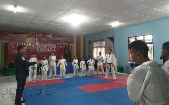 Ketua KKI Sibolga Motivasi Atlet Tetap Disiplin Berlatih