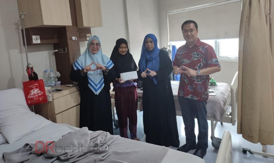 Pengajian Muslimah Berikan Bantuan Bayi Korban Dugaan Malpraktek