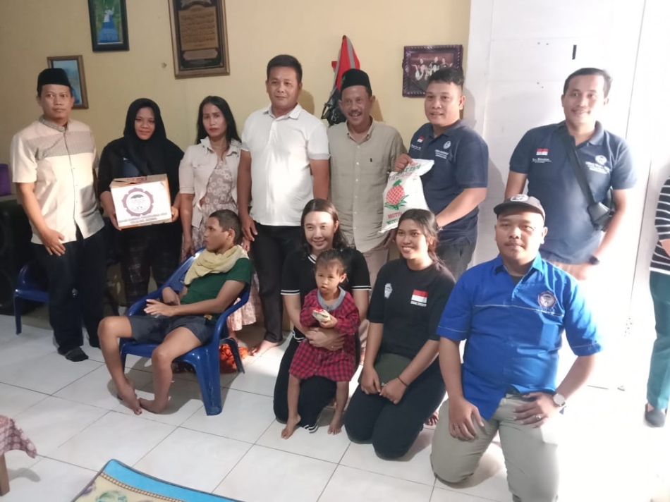 LPA Pokja Sunggal Bagi Makanan Berbuka Puasa